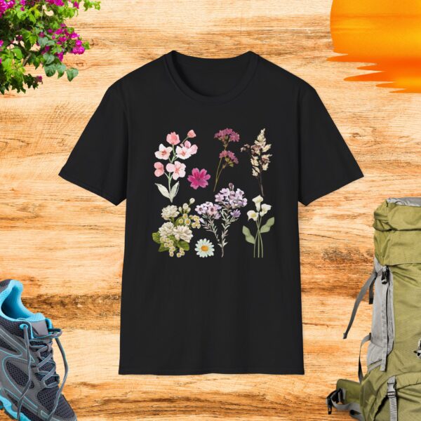 Flower T-Shirt - Unisex Softstyle