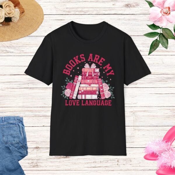 Book Lover  - T-Shirt - Image 5