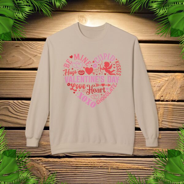 Valentine Heart - Sweatshirt - Image 4