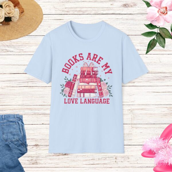 Book Lover  - T-Shirt - Image 4